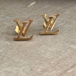 Stainless steel LV Style Logo Stud Earrings